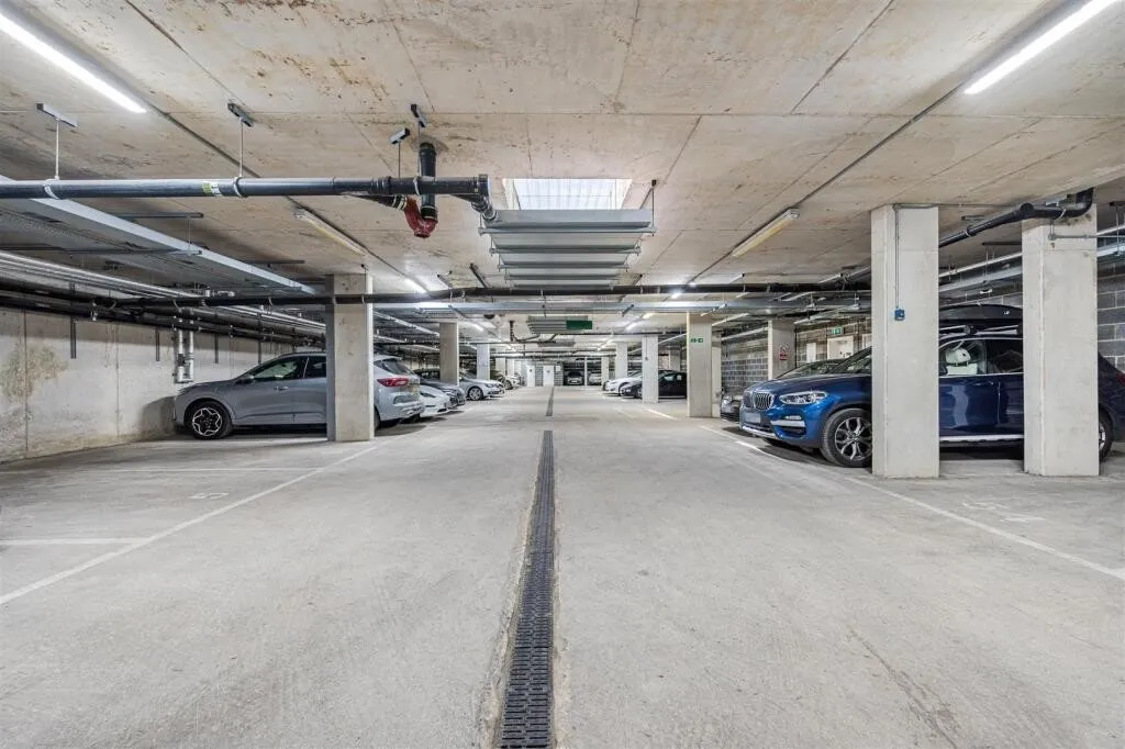 Vinery Way, Hammersmith, London, W6, photo 12
