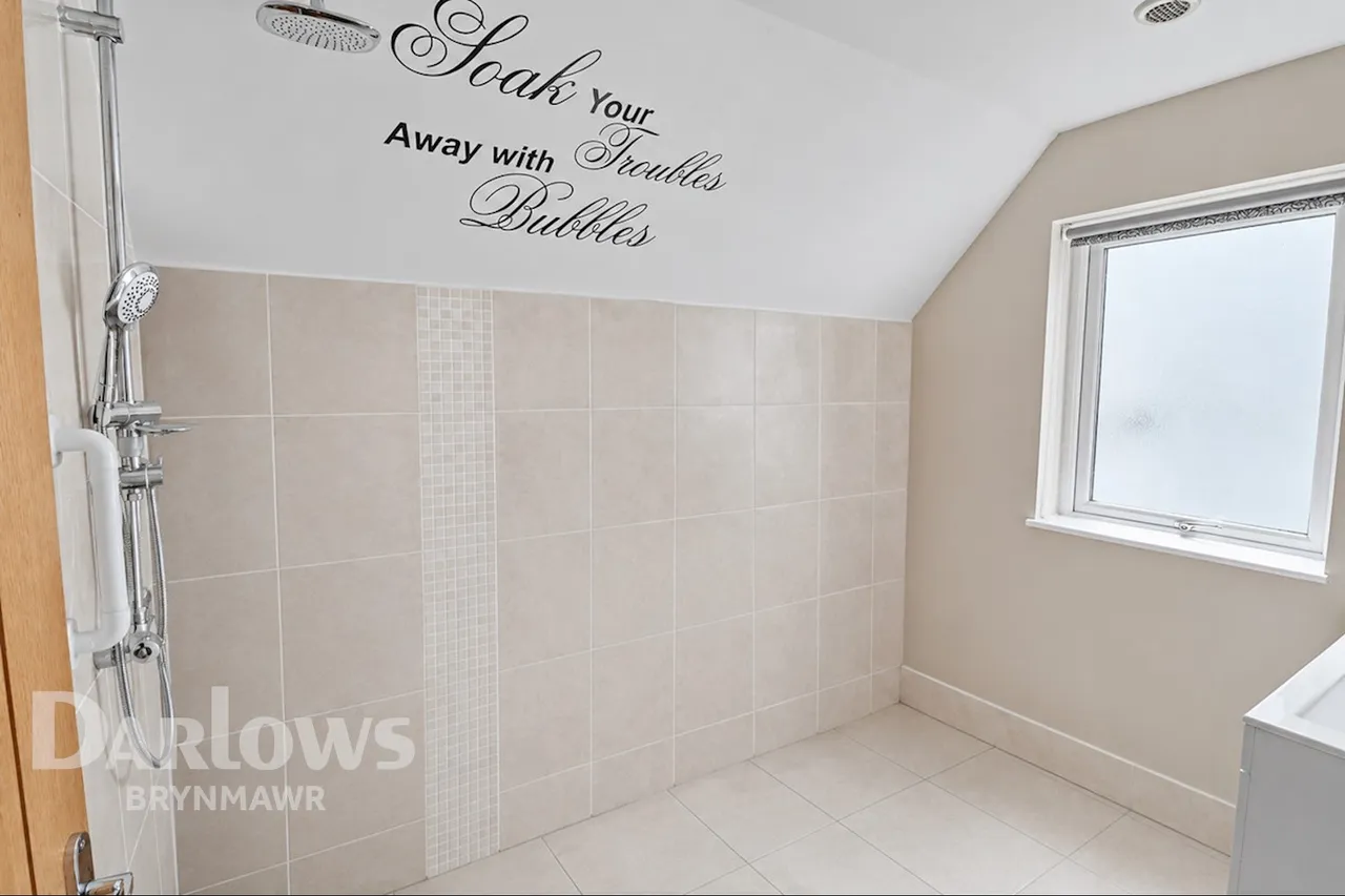 Reservoir Road, Ebbw Vale, photo 11
