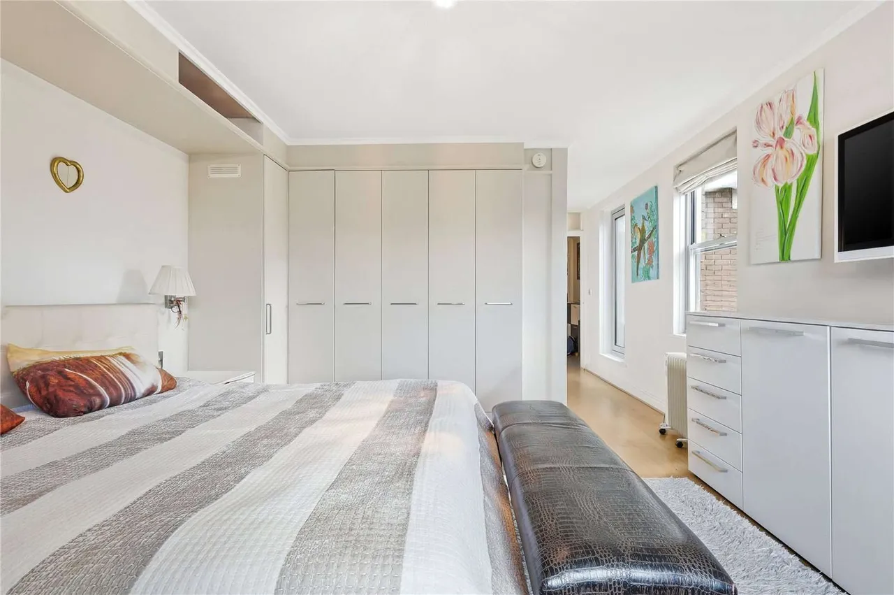 Oakley Square, Camden, London, NW1 1NB, photo 12