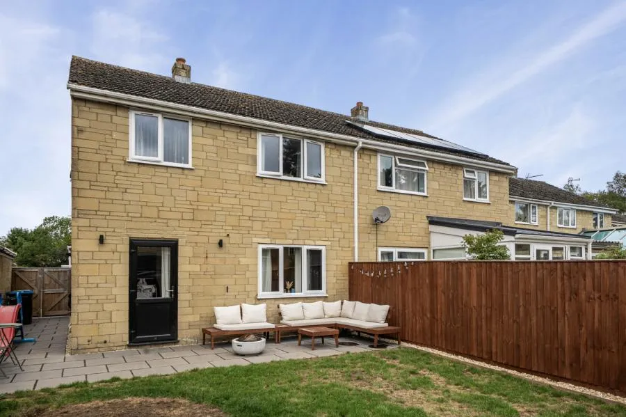 Finchdale Close, Carterton, OX18, photo 19