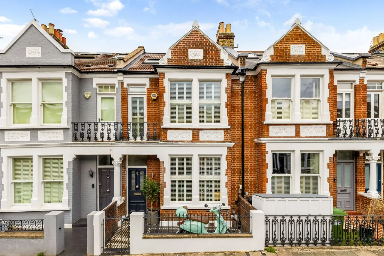 5 bed house for sale — Gowan Avenue, London, SW6 6RF