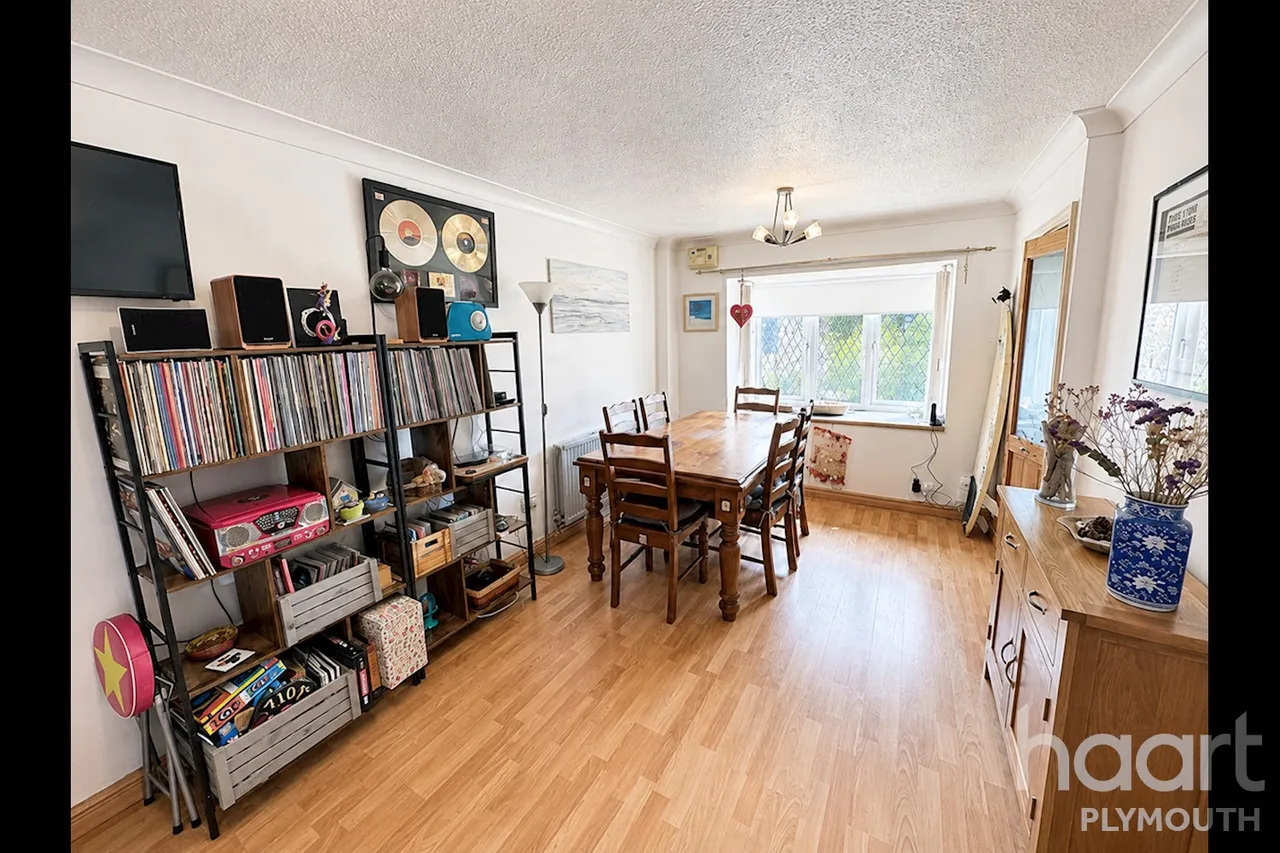 Valley View Close, Plymouth, PL3, photo 3