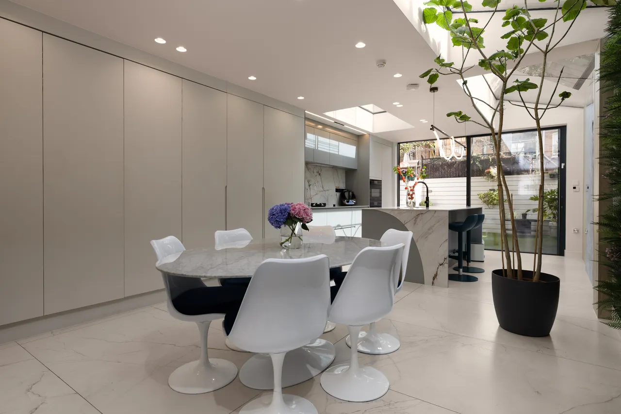 5 bed house for sale, Linver Road, Fulham, SW6