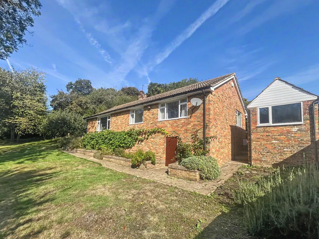 Pinewood Road, High Wycombe HP12 4DA, photo 11