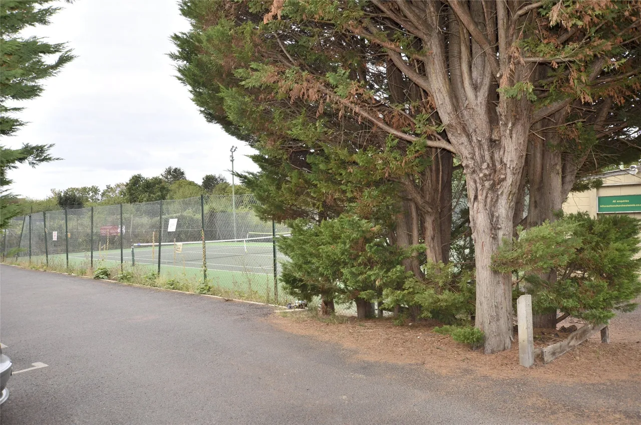 Gander Green Lane, Sutton, SM1 2ES, photo 15