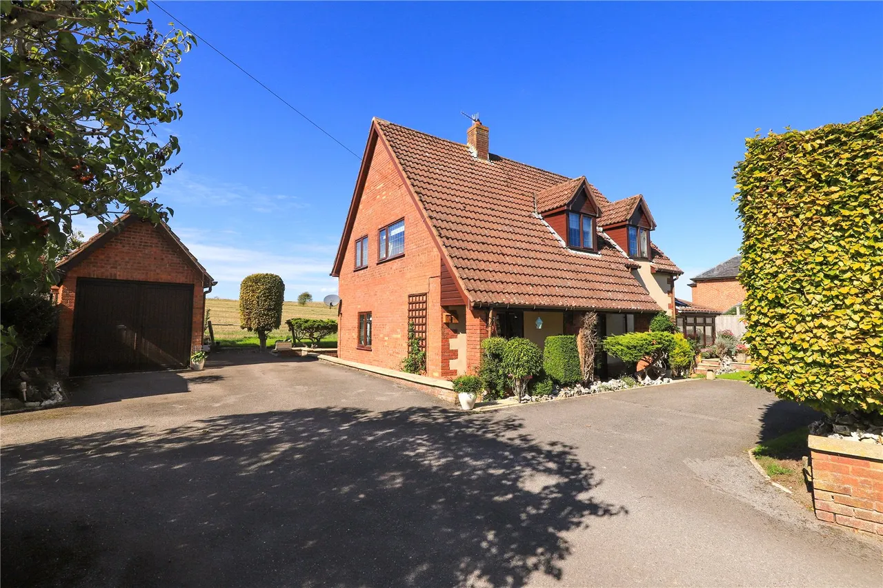 4 bed house for sale — Townsend, Chitterne, Warminster, Wiltshire, BA12 0LF