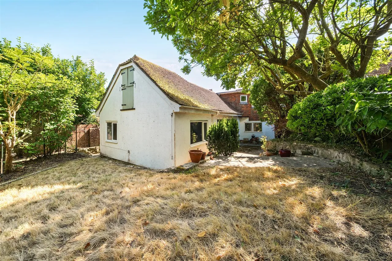 West Street, Titchfield Village, photo 6