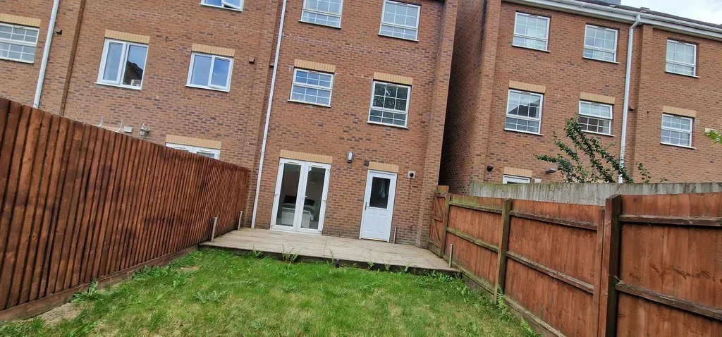 Bedroom-Furlong Road, Coventry, photo 13