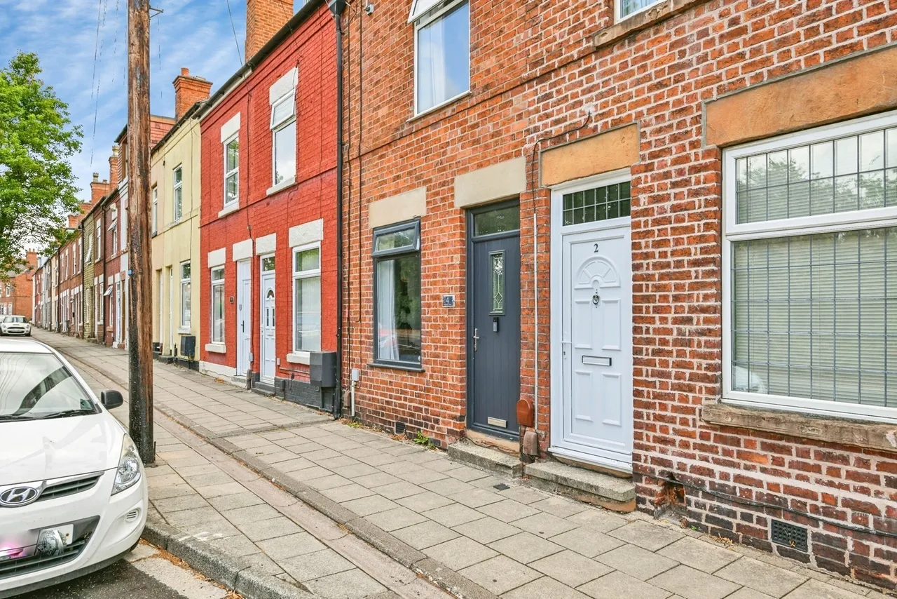 3 bed house for sale, Beardall Street, Hucknall, NG15
