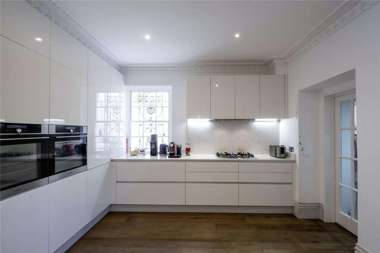 Clifton Villas, Little Venice, London, W9 2PH, photo 7