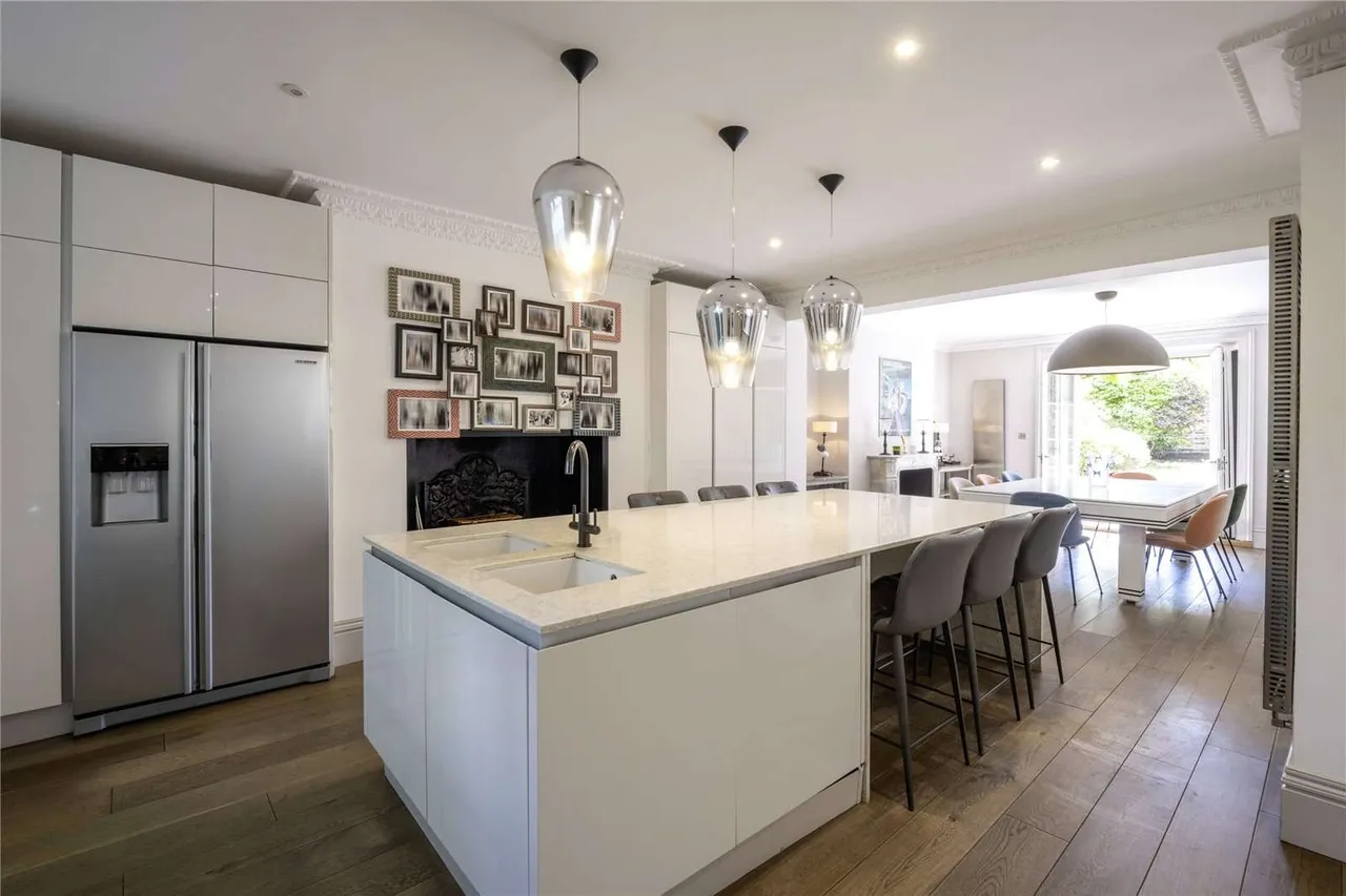 Clifton Villas, Little Venice, London, W9 2PH, photo 9