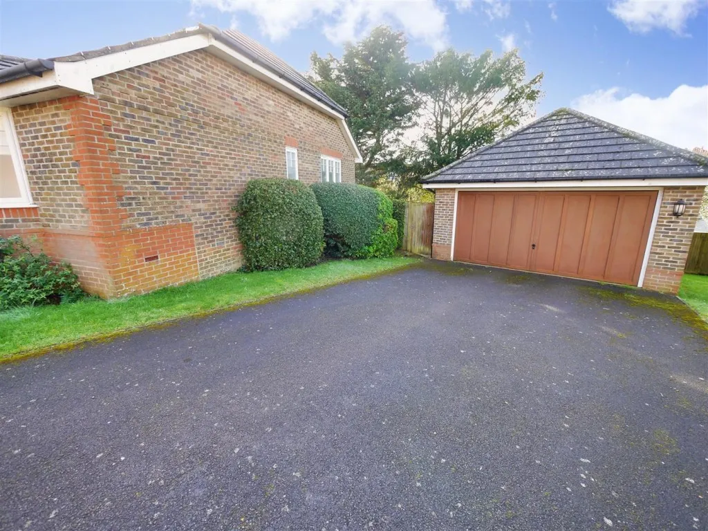Roundwood, High Salvington, BN13, photo 17