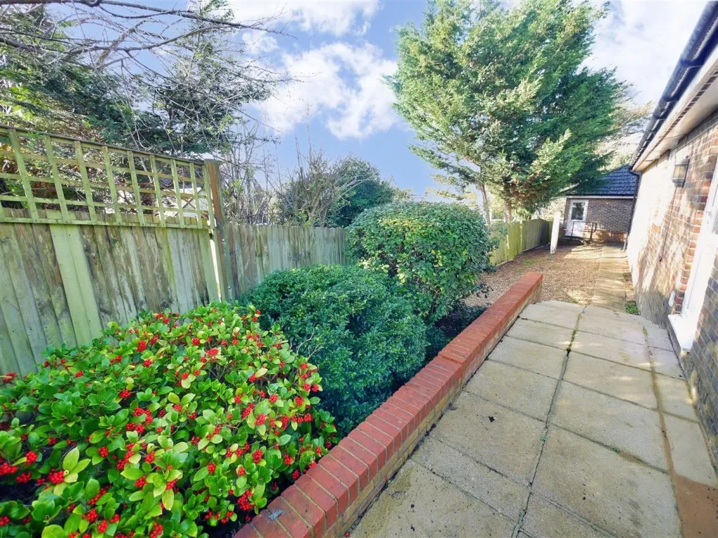 Roundwood, High Salvington, BN13, photo 15