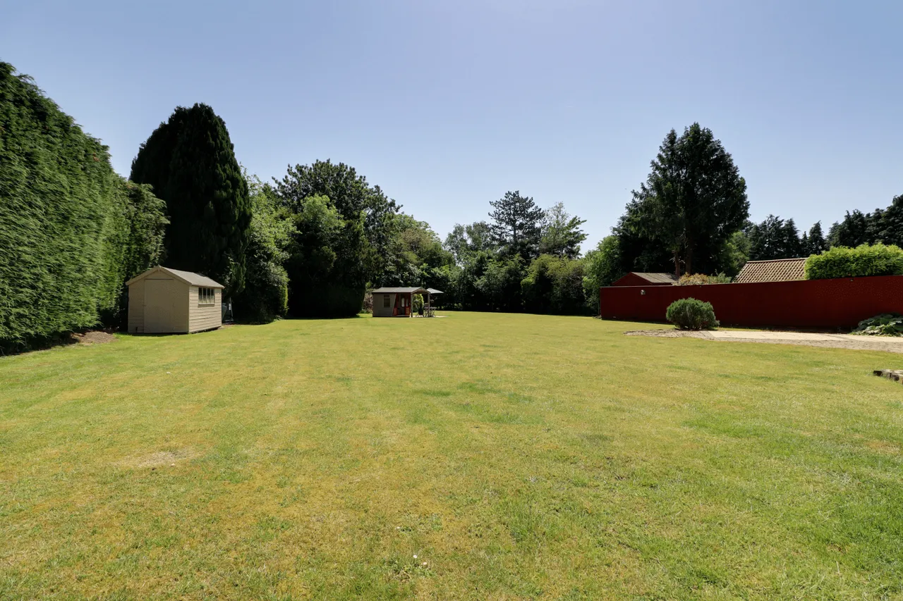 Church Street, Elsham, DN20, photo 37