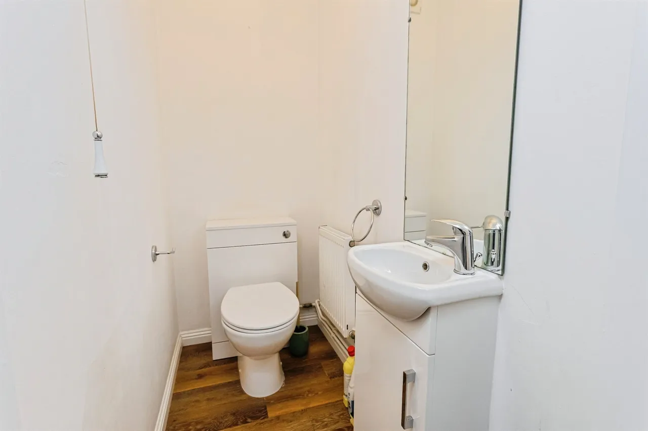 Bramble Gardens, Burgess Hill, photo 13