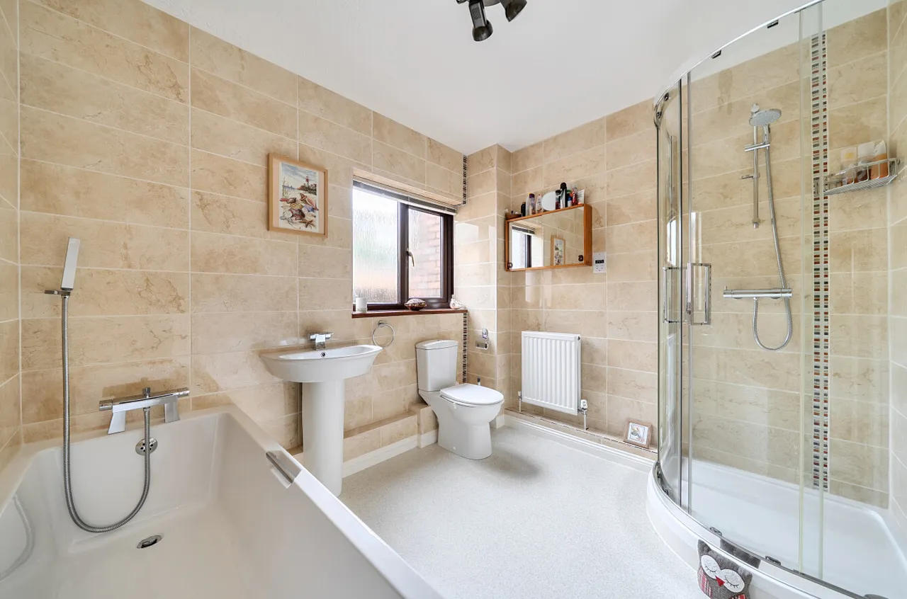 Sanctuary Close, Bishops Tawton, photo 15
