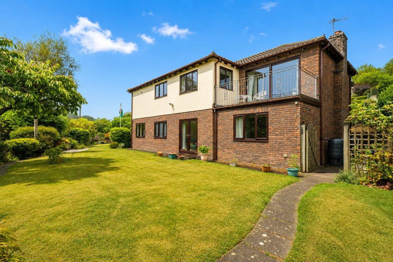 Sanctuary Close, Bishops Tawton, photo 13