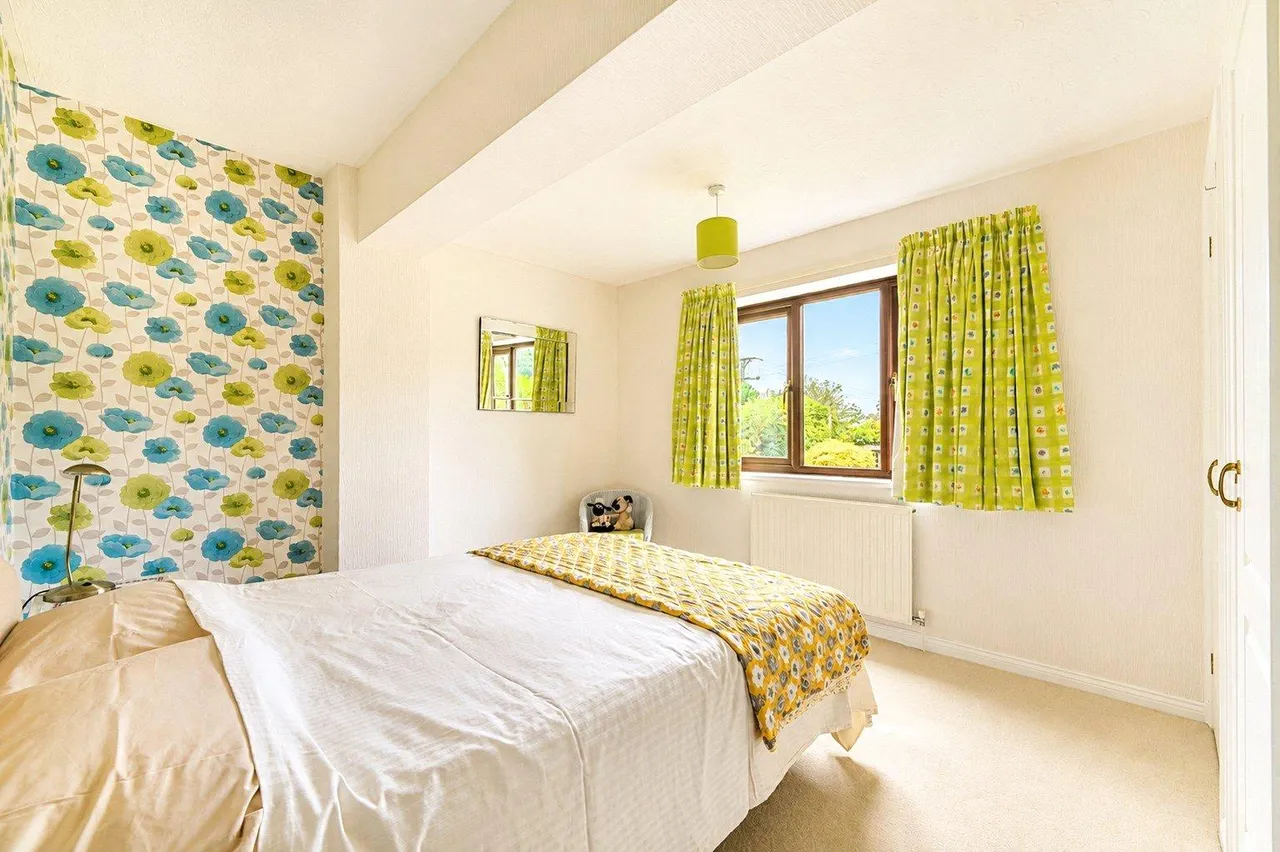 Sanctuary Close, Bishops Tawton, photo 16