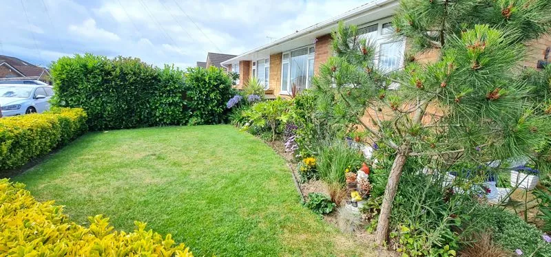 Sairard Gardens, Eastwood, Essex, SS9 5AJ, photo 18