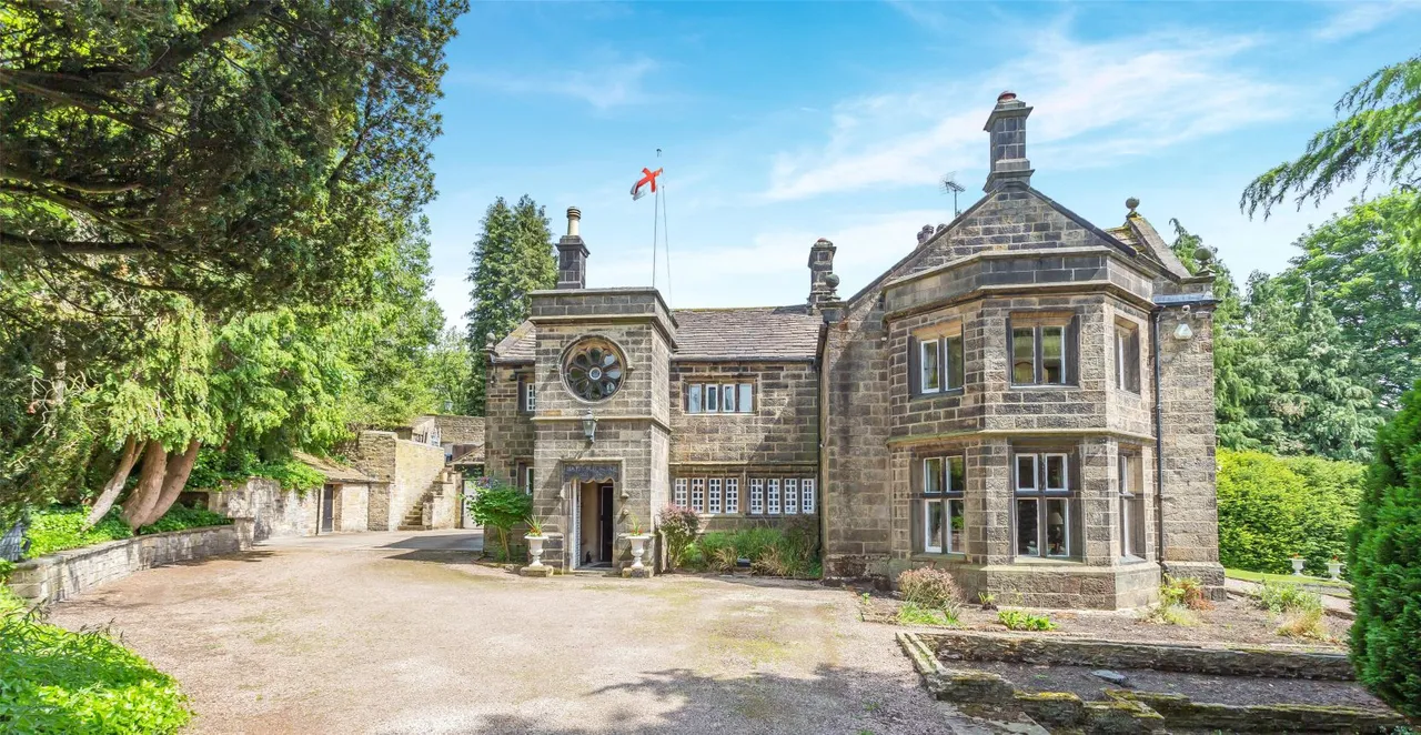 6 bed property for sale — Scott Lane, Riddlesden, Keighley, West Yorkshire, BD20 5BU