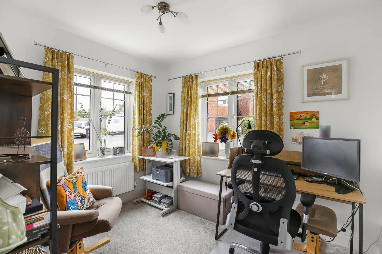 Melchester Road, Salisbury, SP2, photo 5