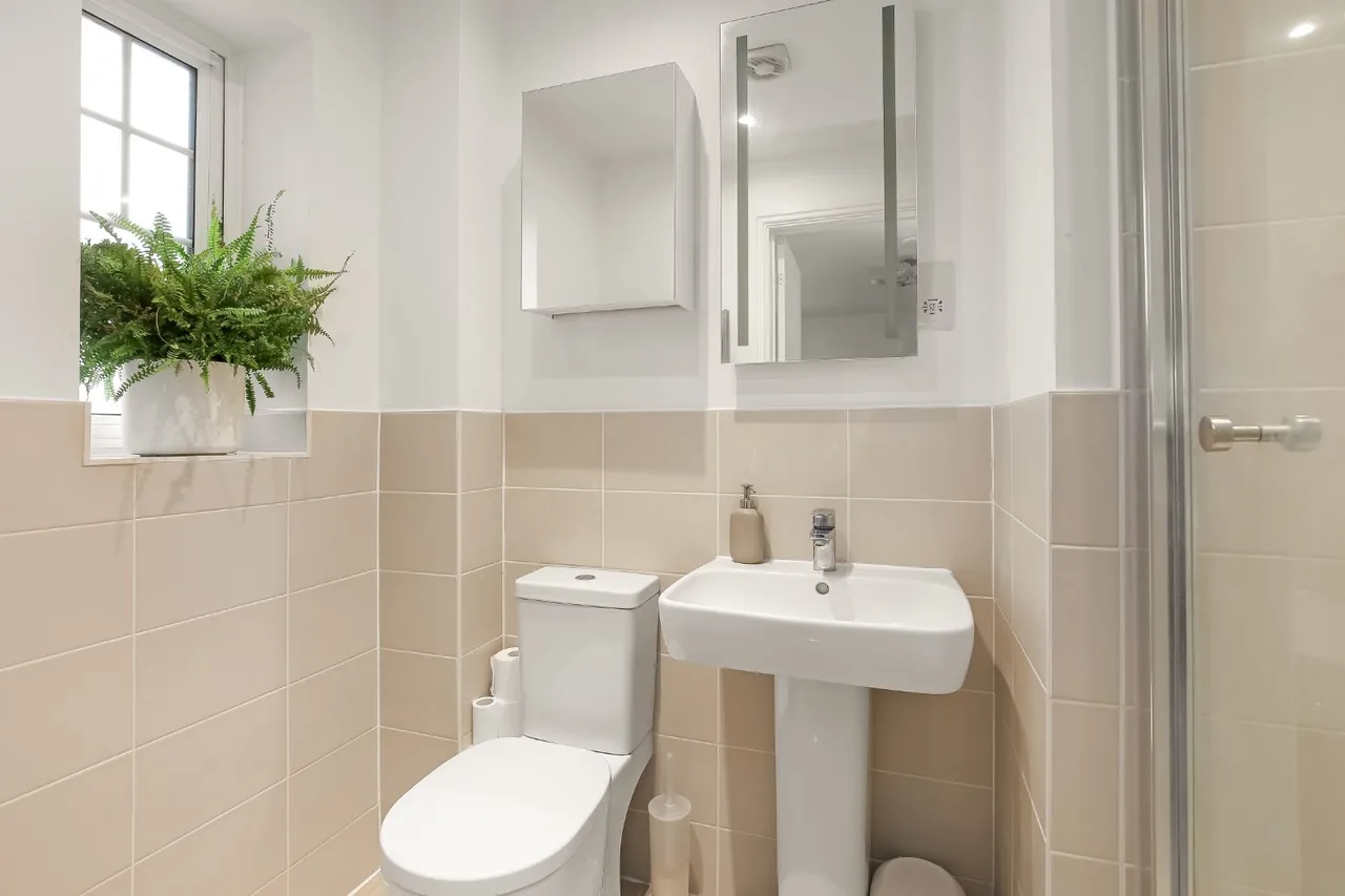 Melchester Road, Salisbury, SP2, photo 12