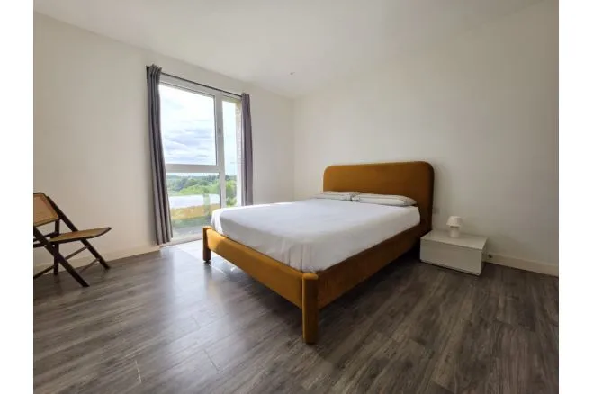19 Moorhen Drive, London, photo 4