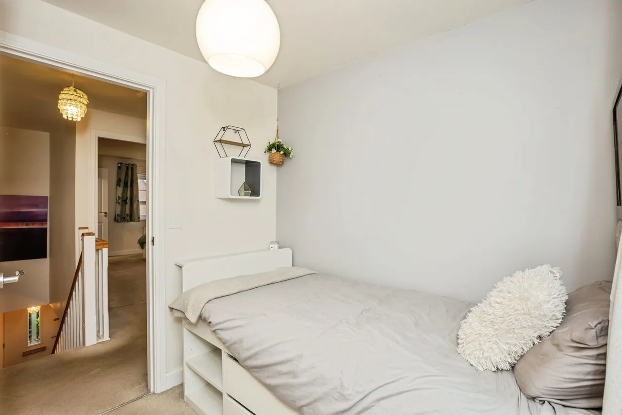 Dunsmore Avenue, Bingham, NG13, photo 22