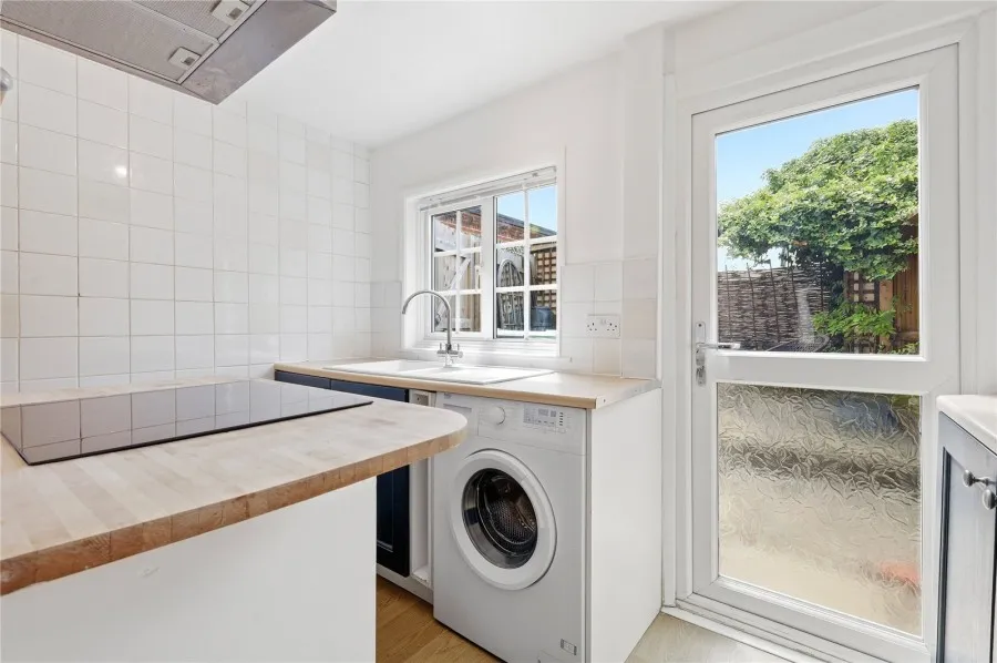 House Under Offer with 1 bedroom in Saffron Walden, CB10, photo 4