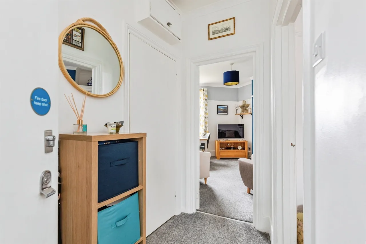 Braybrooke Road, Hastings, photo 10