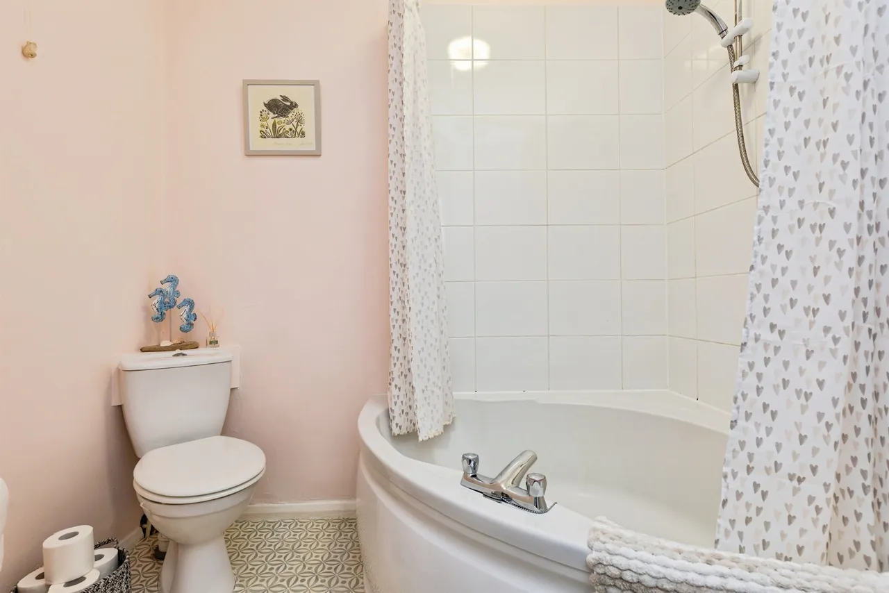 Braybrooke Road, Hastings, photo 11