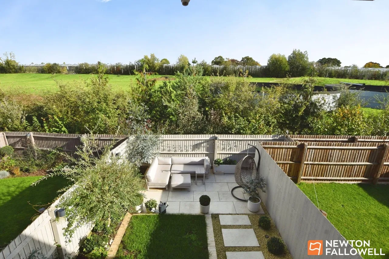 Evans Road, East Leake, LE12, photo 15
