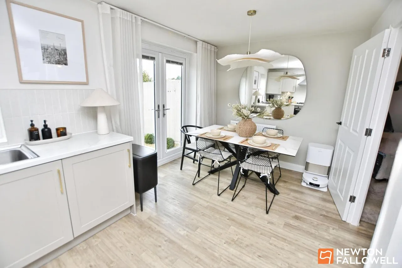 Evans Road, East Leake, LE12, photo 8