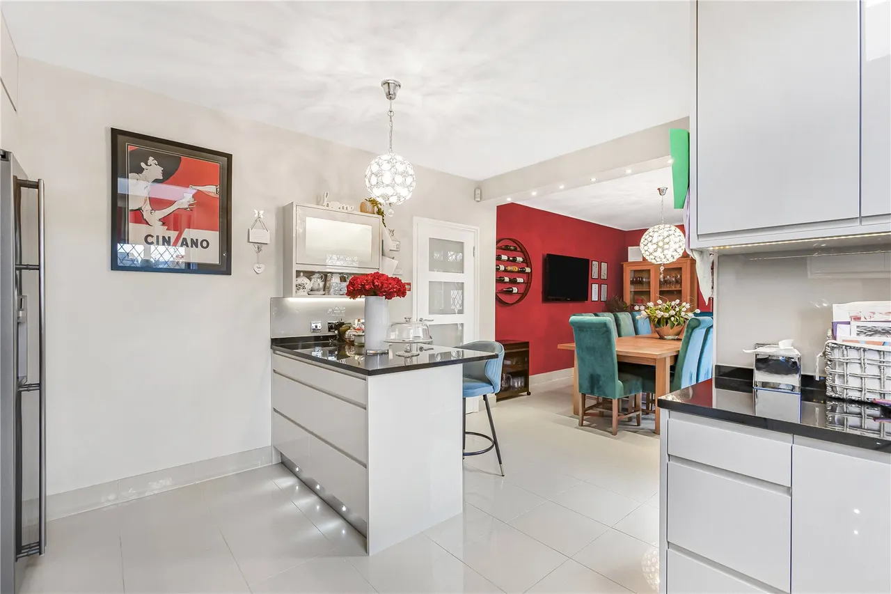 Belmont Avenue, Cockfosters, EN4 9JP, photo 3