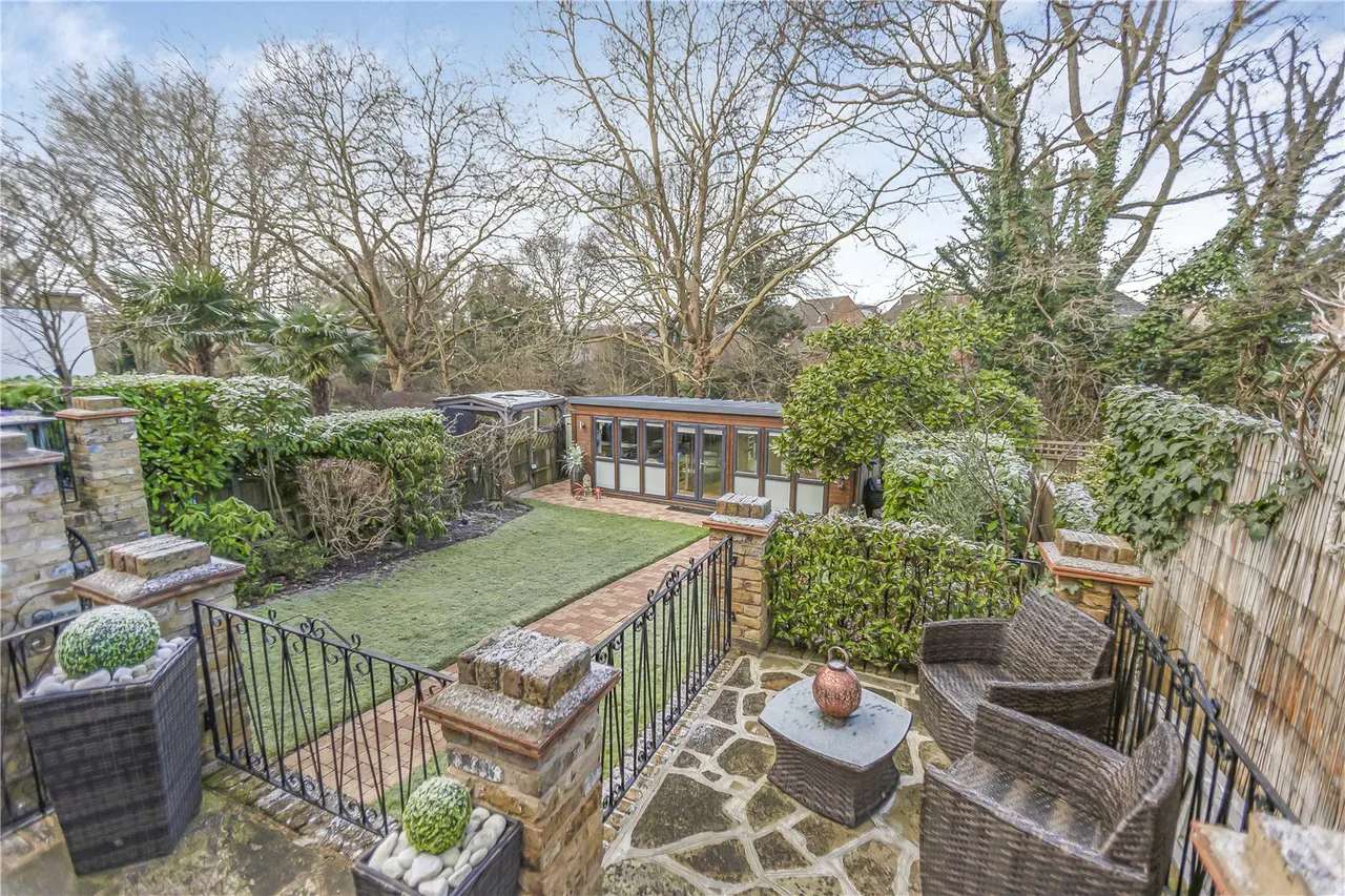 Belmont Avenue, Cockfosters, EN4 9JP, photo 26