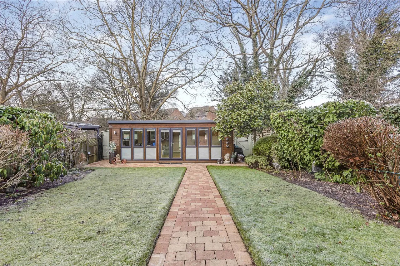 Belmont Avenue, Cockfosters, EN4 9JP, photo 23