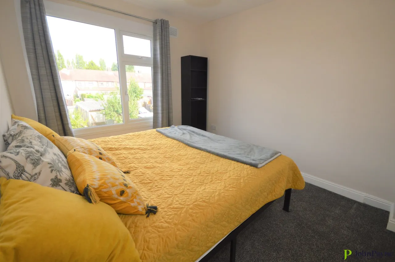 Tile Hill, Coventry, photo 11
