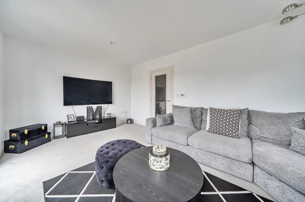 Littlewood Place, Warfield, Bracknell, Berkshire, RG42 6DL, photo 15