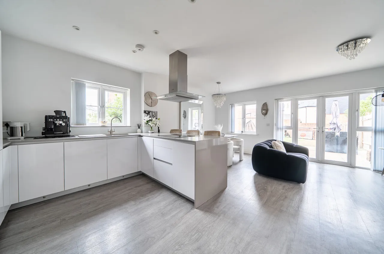 Littlewood Place, Warfield, Bracknell, Berkshire, RG42 6DL, photo 13