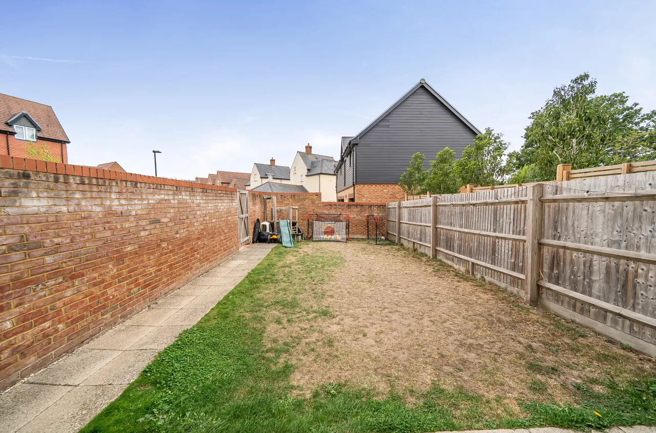 Littlewood Place, Warfield, Bracknell, Berkshire, RG42 6DL, photo 9