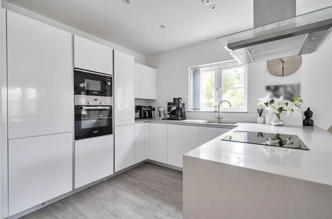 Littlewood Place, Warfield, RG42, photo 29
