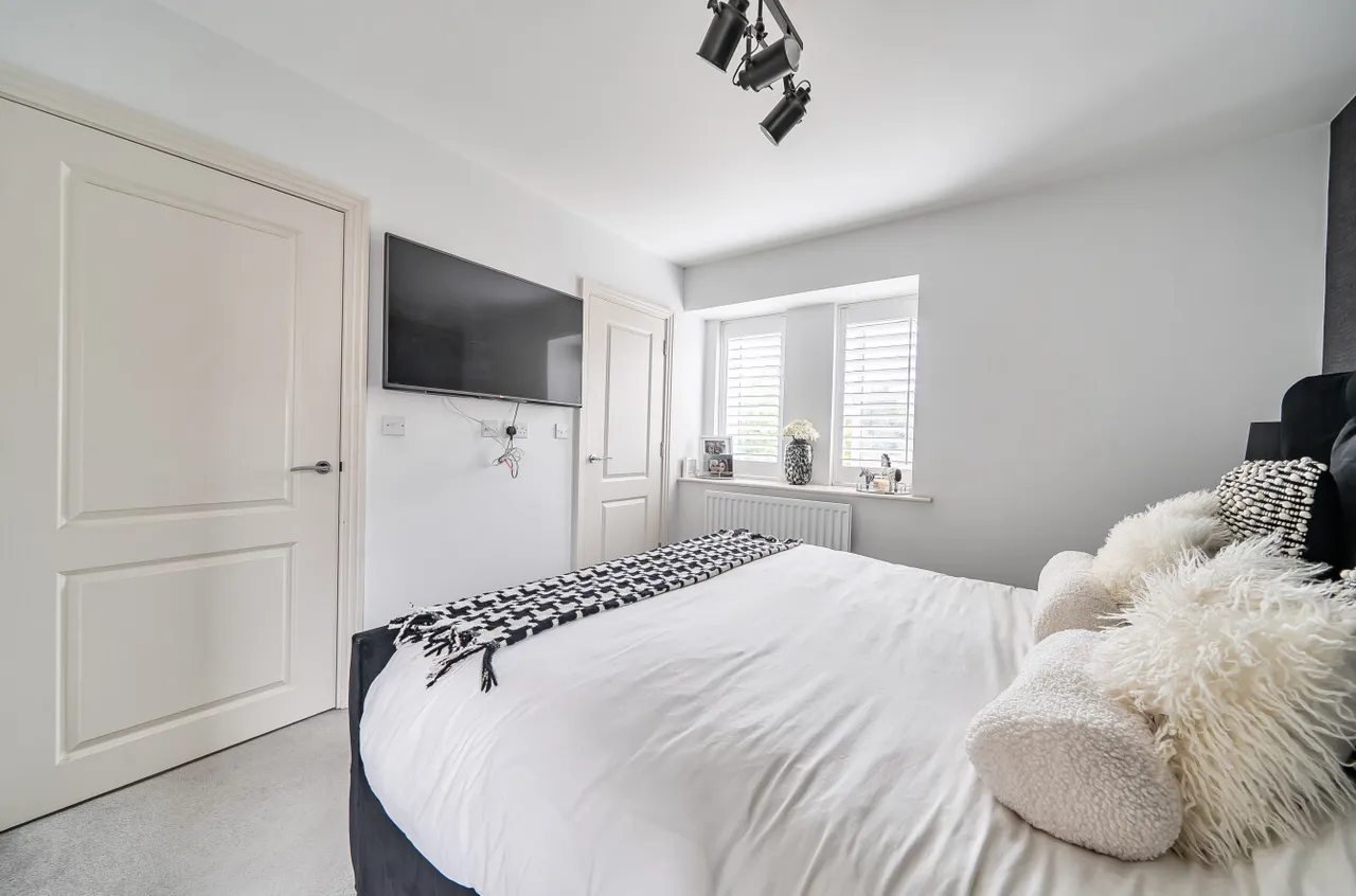 Littlewood Place, Warfield, Bracknell, Berkshire, RG42 6DL, photo 17