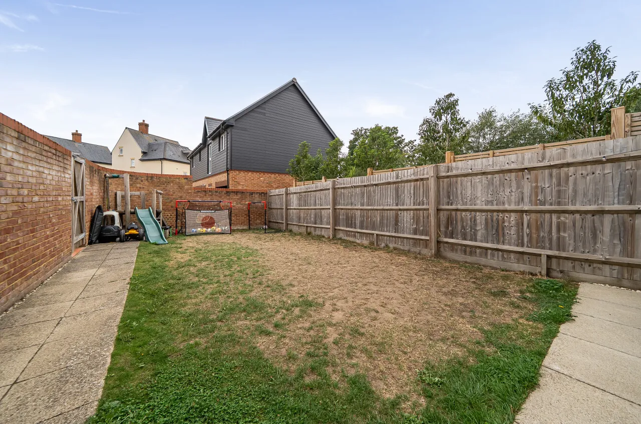 Littlewood Place, Warfield, Bracknell, Berkshire, RG42 6DL, photo 8