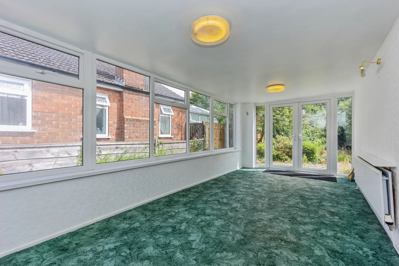 Penryn Avenue, Sale, Greater Manchester, M33, photo 9