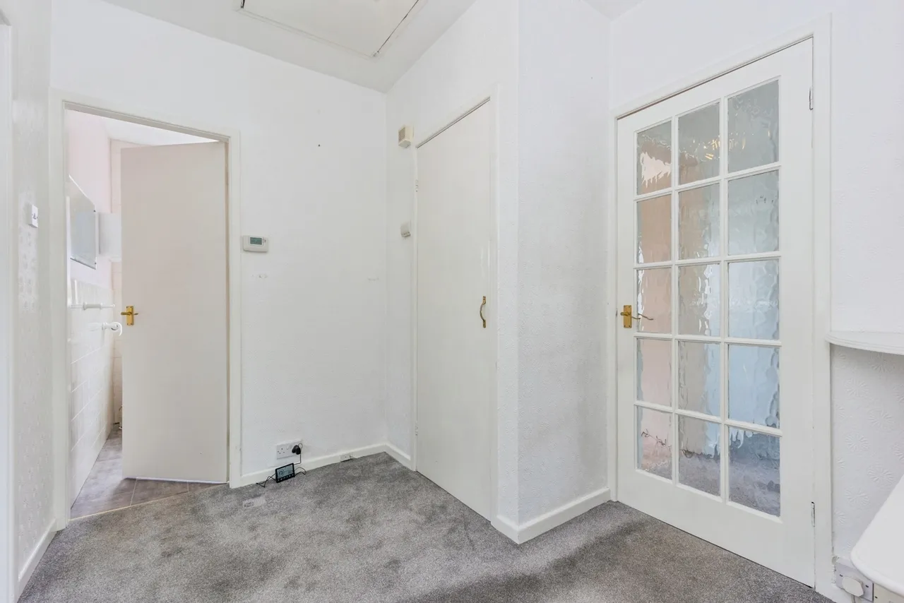 Penryn Avenue, Sale, Greater Manchester, M33, photo 17