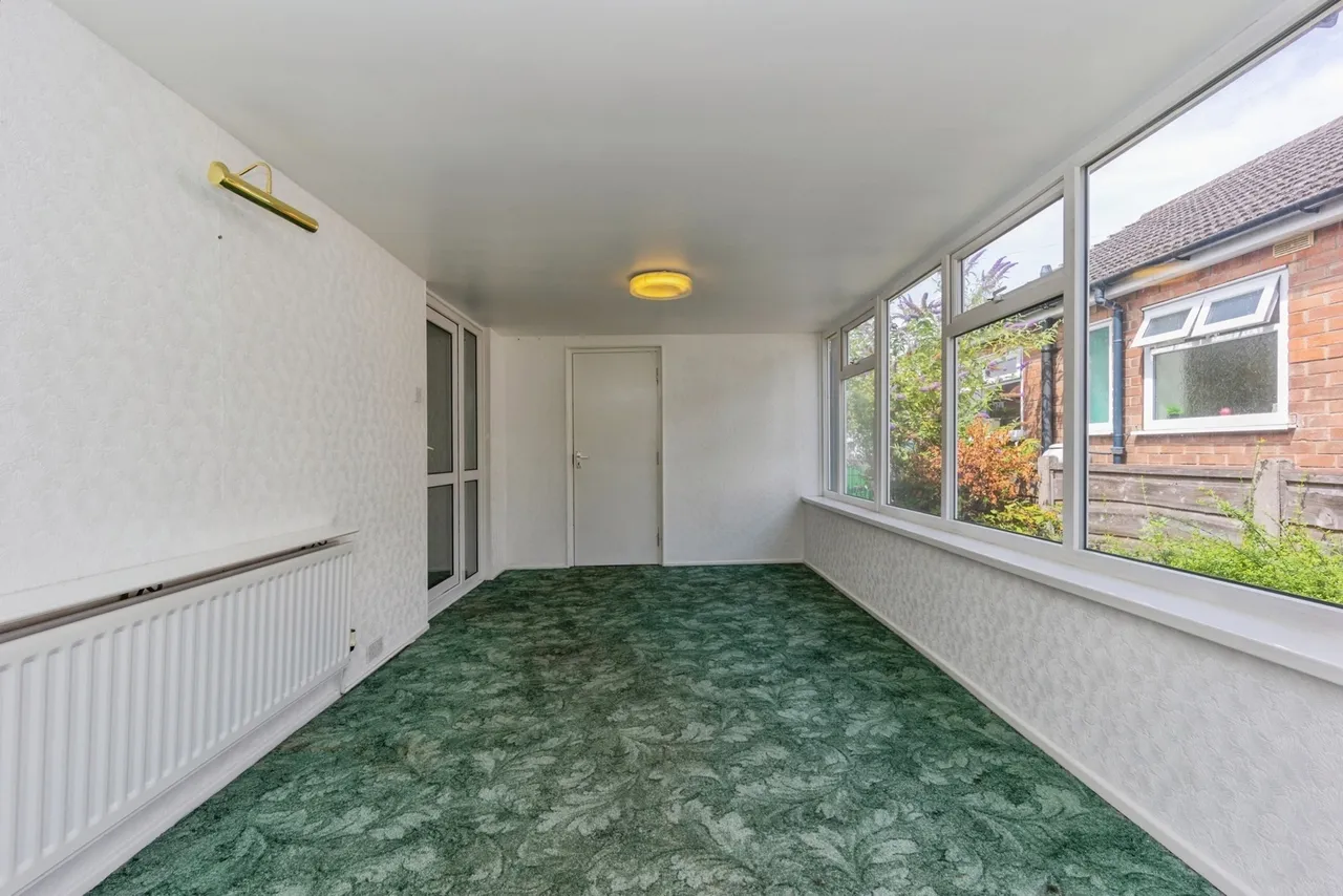 Penryn Avenue, Sale, Greater Manchester, M33, photo 10