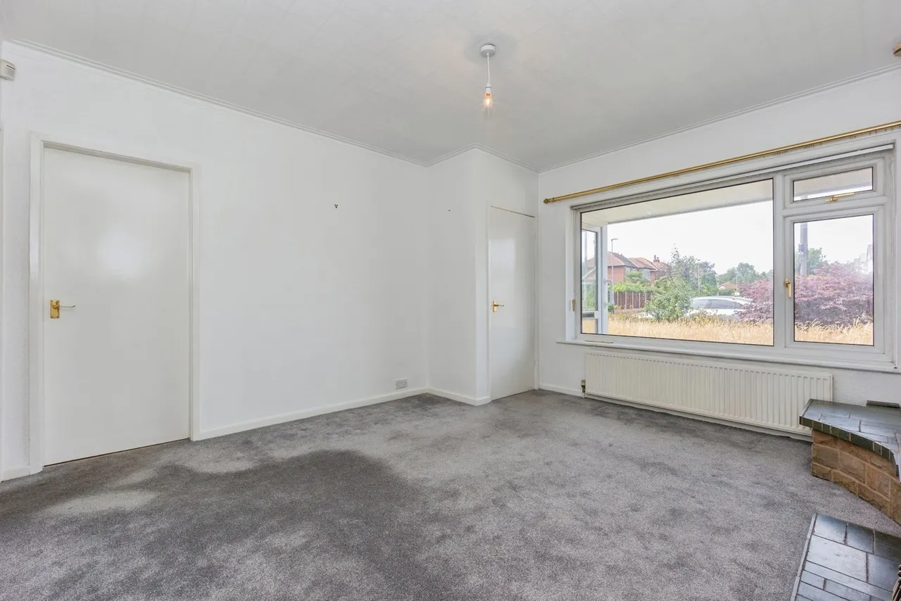 Penryn Avenue, Sale, Greater Manchester, M33, photo 2