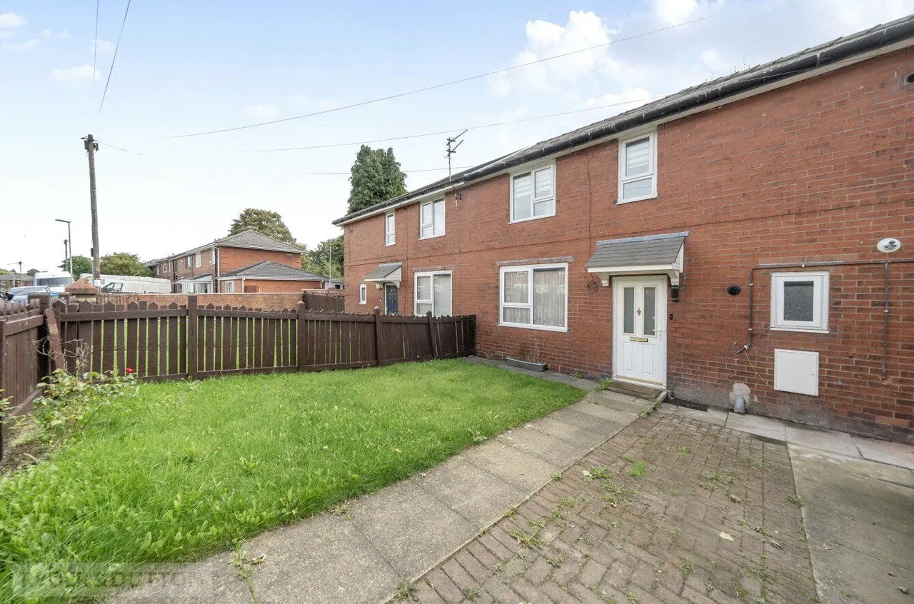 3 bed house for sale, Buxton Crescent, Turfhill, OL16