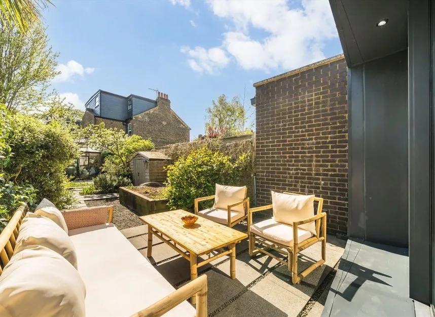 Albion Road, Twickenham, TW2, photo 9