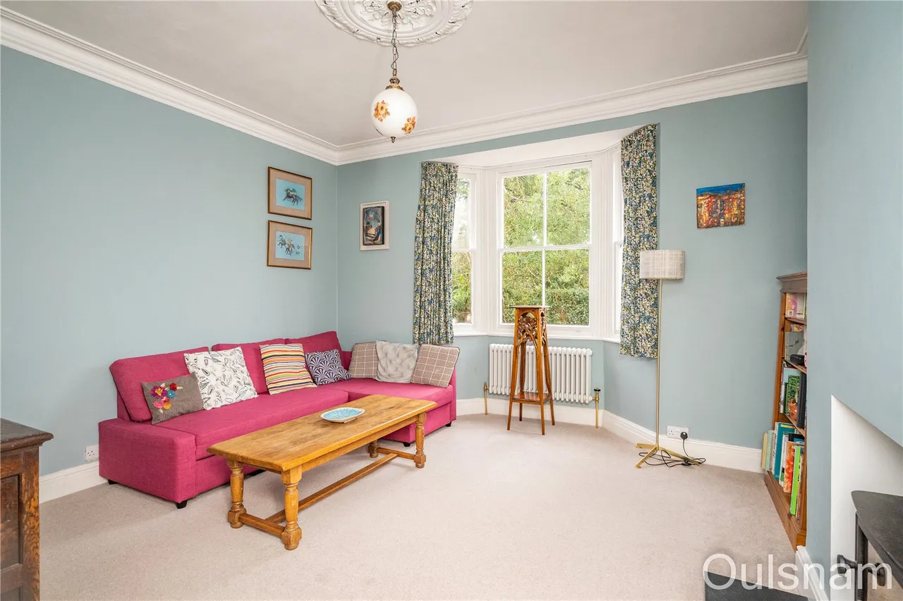 South Crescent, Bromsgrove, Worcestershire, B60 2DG, photo 6